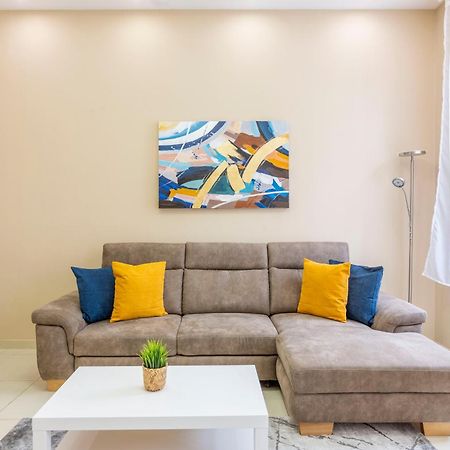 Spacious Bajcsy Residence In The Heart Of Budapešť Exteriér fotografie