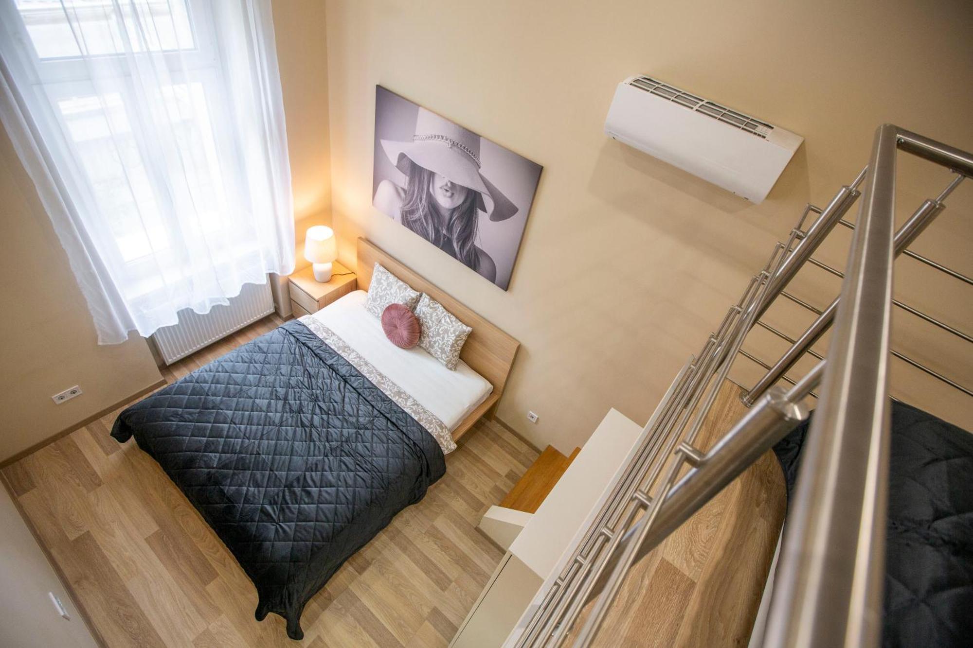 Spacious Bajcsy Residence In The Heart Of Budapešť Exteriér fotografie