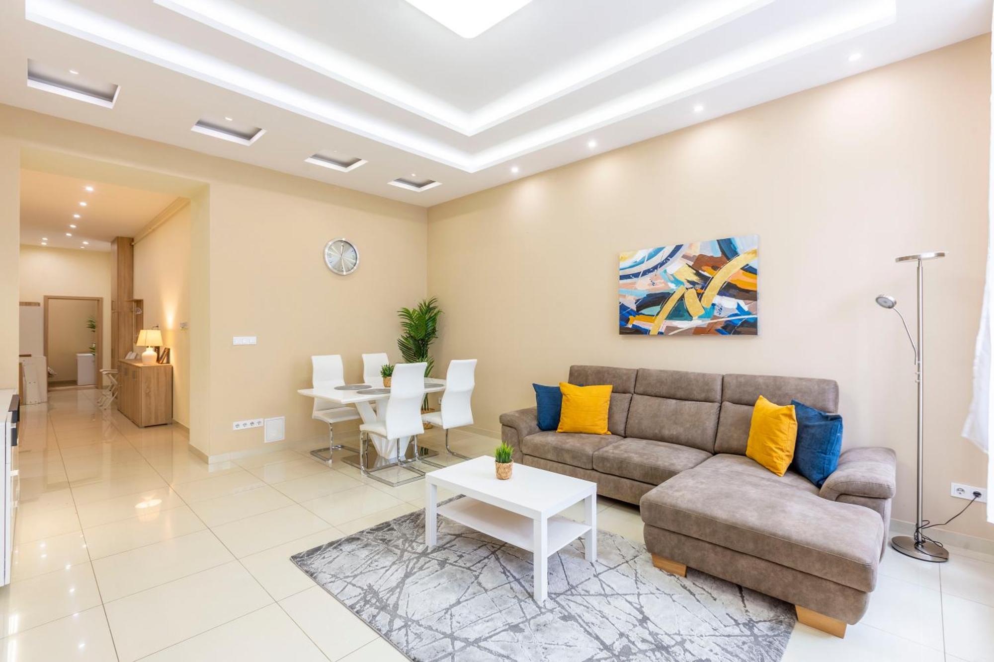 Spacious Bajcsy Residence In The Heart Of Budapešť Exteriér fotografie