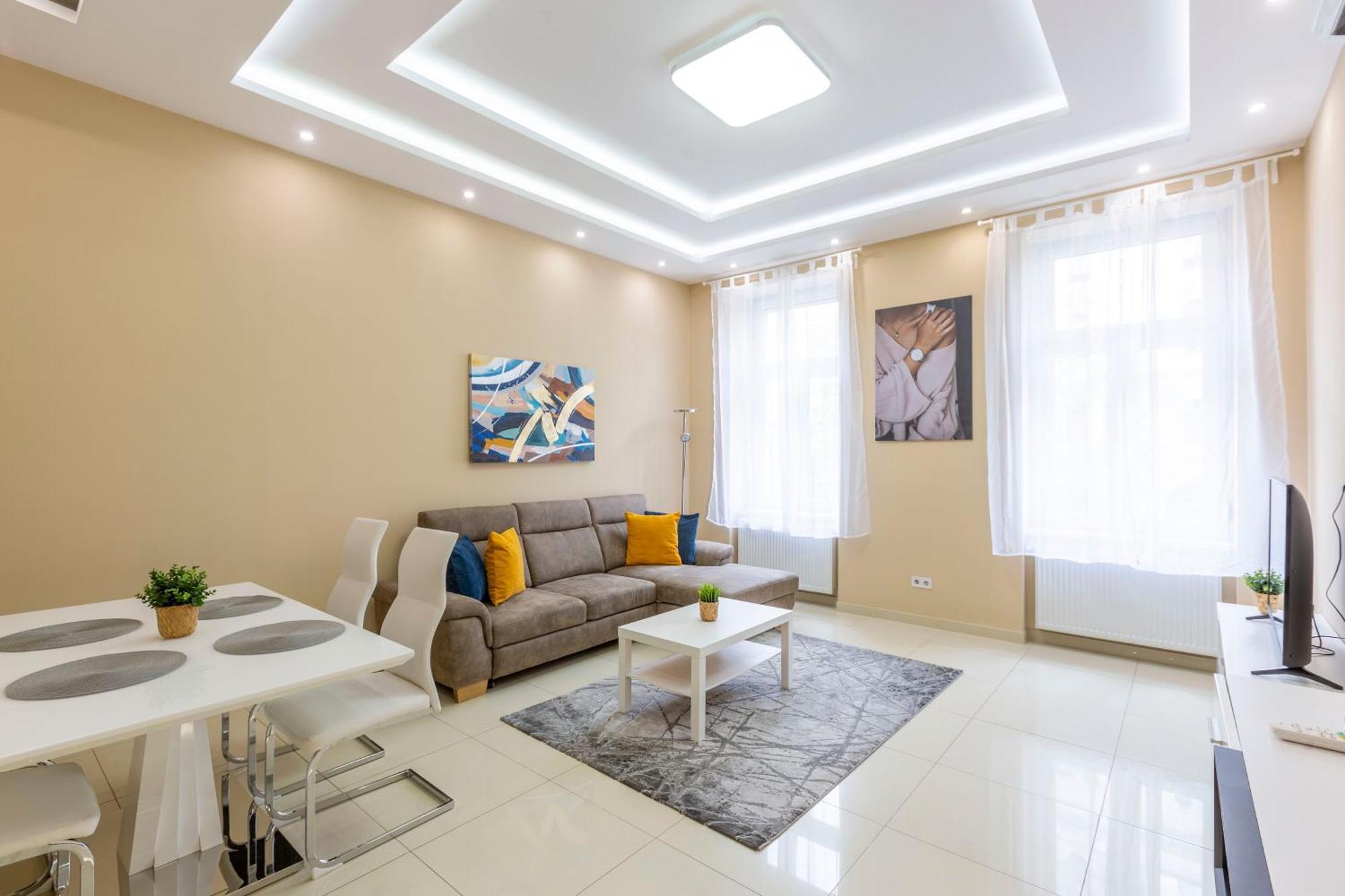 Spacious Bajcsy Residence In The Heart Of Budapešť Exteriér fotografie